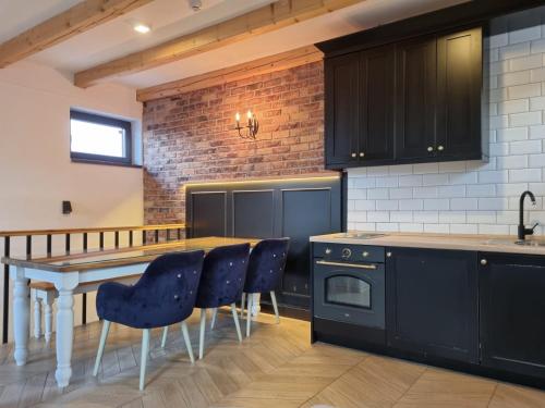 设施服务, Jahorinski IZLOG in 亚霍里纳 设施服务, Jahorinski IZLOG in 亚霍里纳