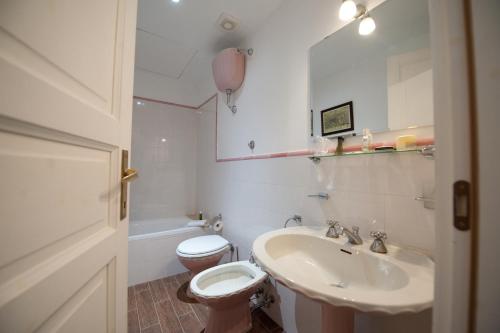 This photo about Cassiodoro19 shared on HyHotel.com