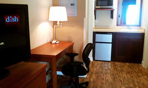 在meiguo.com看到的FieldHouse Inn & Conference Center的介绍图片