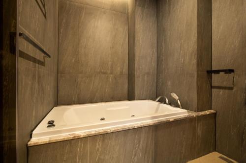 حمام, Jeonju tourist hotel kkotsim in Jungang-dong حمام, Jeonju tourist hotel kkotsim in Jungang-dong