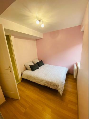 Bel appartement cœur de ville in Chalon-sur-Saone Bel appartement cœur de ville in Chalon-sur-Saone