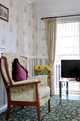 Facilities, EXQUISITE FOLK VICTORIAN ONE-BED HOUSE: in Hunslet Carr Facilities, EXQUISITE FOLK VICTORIAN ONE-BED HOUSE: in Hunslet Carr