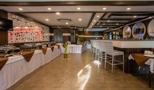 Facilities, Hotel Central Plaza in Kohalpur Facilities, Hotel Central Plaza in Kohalpur