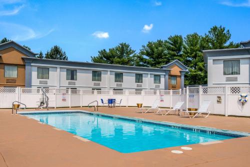 Діяльність, Econo Lodge Inn & Suites in Чемберсберг (Пенсильванія) Діяльність, Econo Lodge Inn & Suites in Чемберсберг (Пенсильванія)