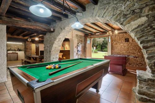 Balcó/terrassa, 3 bedrooms appartement with shared pool and wifi at Girona in Sant Miquel de Campmajor Balcó/terrassa, 3 bedrooms appartement with shared pool and wifi at Girona in Sant Miquel de Campmajor