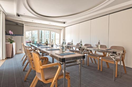 مركز الأعمال, Hotel France et Chateaubriand in ساينت-مالو مركز الأعمال, Hotel France et Chateaubriand in ساينت-مالو