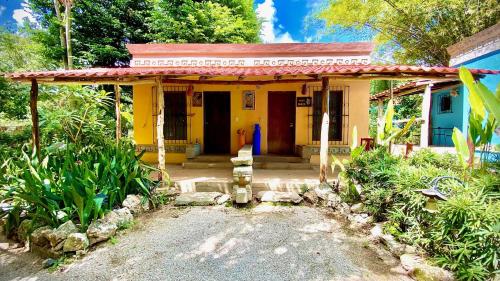 Entree, Gardenhotel Macan Che B&B in Las Cinco Calles Entree, Gardenhotel Macan Che B&B in Las Cinco Calles