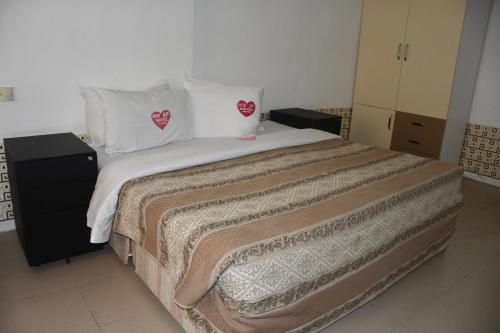 Odo So Royal Hotel in Akosombo Odo So Royal Hotel in Akosombo