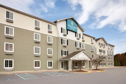 Vedere exterior, WoodSpring Suites Chesapeake-Norfolk South in Chesapeake (VA) Vedere exterior, WoodSpring Suites Chesapeake-Norfolk South in Chesapeake (VA)
