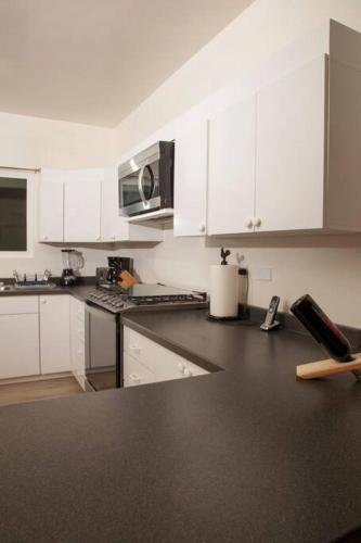 Kitchen, Beautiful Ocean views at Quinta la Mexicana! 8 ppl in Ensenada Kitchen, Beautiful Ocean views at Quinta la Mexicana! 8 ppl in Ensenada