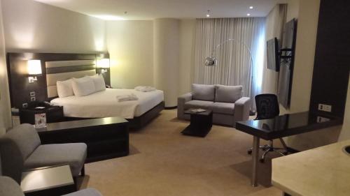Facilities, Rosa Bela Hotel & Convention Center in Puerto Ordaz Facilities, Rosa Bela Hotel & Convention Center in Puerto Ordaz