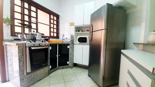 厨房, Piscina, Churrasqueira, Bilhar, SmartTV, Wi-Fi, 400mts mar! in 博皮兰加 厨房, Piscina, Churrasqueira, Bilhar, SmartTV, Wi-Fi, 400mts mar! in 博皮兰加