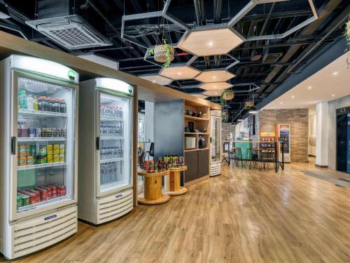 ผับ/เลาจน์, ไอบิส บัดเจ็ต บีเอช ซาวัสซี (IBIS BUDGET BH SAVASSI) in เบโลโฮริซอนตี ผับ/เลาจน์, ไอบิส บัดเจ็ต บีเอช ซาวัสซี (IBIS BUDGET BH SAVASSI) in เบโลโฮริซอนตี