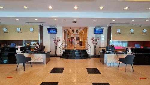 大廳, 皇后區皇家飯店 (Hotel Royal @ Queens) in 武吉士 大廳, 皇后區皇家飯店 (Hotel Royal @ Queens) in 武吉士