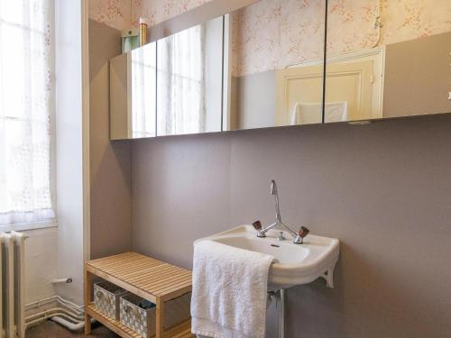 Bathroom, Manoir La Peyrade in Brouchaud Bathroom, Manoir La Peyrade in Brouchaud