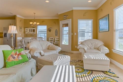 Dune Our Thing by Meyer Vacation Rentals in Fort Morgan Dune Our Thing by Meyer Vacation Rentals in Fort Morgan