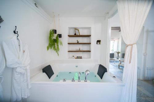 熱水浴缸, Oinou Strata - Adults Only in 禾尤尼 熱水浴缸, Oinou Strata - Adults Only in 禾尤尼