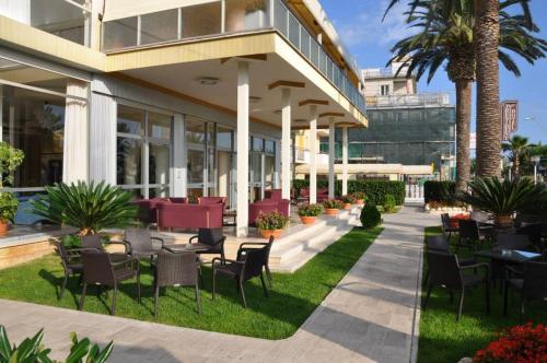 Balcony/terrace, Hotel President in Alba Adriatica Balcony/terrace, Hotel President in Alba Adriatica