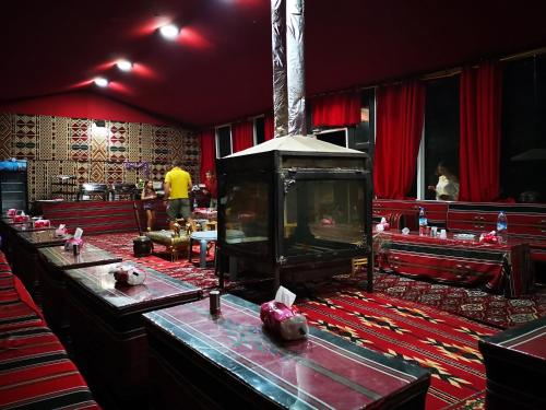 バスルーム, Beyond Wadi Rum Camp in ワディ ラム バスルーム, Beyond Wadi Rum Camp in ワディ ラム