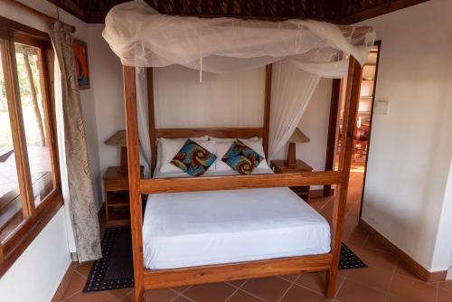 Morrumbene Beach Resort in Tofo Morrumbene Beach Resort in Tofo