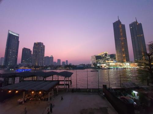 サトーン テラス アパートメント16