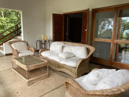 Balcony/terrace, Guaruja, Private Beach Sao Pedro condominio Sitio Sao Pedro in Guaruja Balcony/terrace, Guaruja, Private Beach Sao Pedro condominio Sitio Sao Pedro in Guaruja