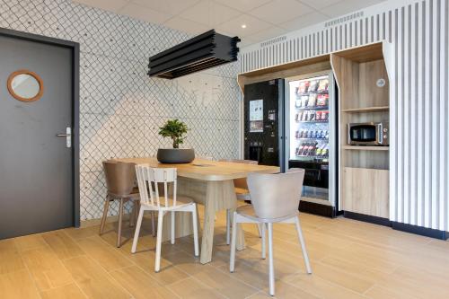 ล็อบบี้, B&B HOTEL Reims Croix Blandin in ลา เนอวีเลต ล็อบบี้, B&B HOTEL Reims Croix Blandin in ลา เนอวีเลต