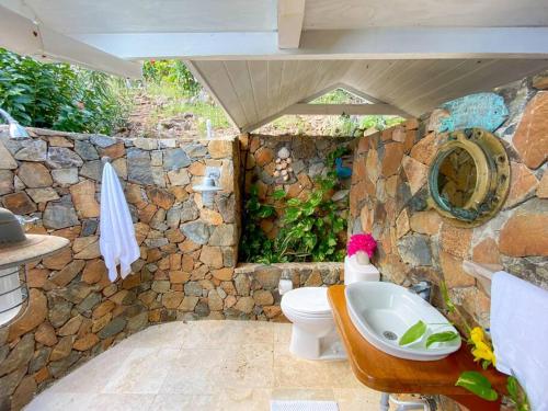 Luxury 7BR waterfront villa with views of Marina Cay and Scrub Island in Tortola Luxury 7BR waterfront villa with views of Marina Cay and Scrub Island in Tortola