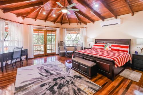 Casa de Somer in Esterillos Este Casa de Somer in Esterillos Este