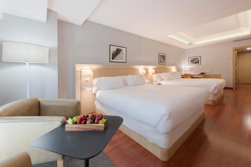 Suites Plaza Hotel & Wellness in Andorra la Vella Suites Plaza Hotel & Wellness in Andorra la Vella