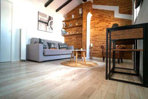 Atico con terraza y jacuzzi en el centro