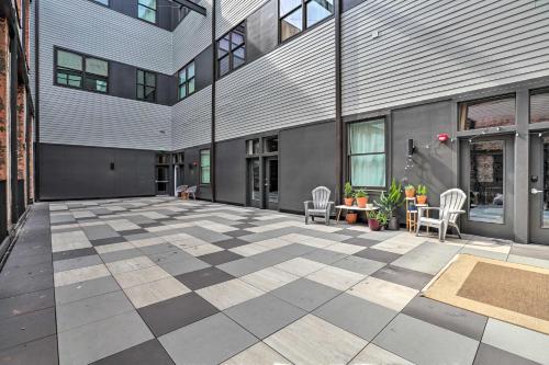 Modern Downtown Birmingham Condo with Rooftop Access near ลินน์พาร์ค Modern Downtown Birmingham Condo with Rooftop Access near ลินน์พาร์ค