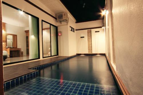 ザ ビスタ プール ヴィラ10