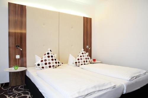 This photo about Ibis Styles Frankfurt City shared on HyHotel.com