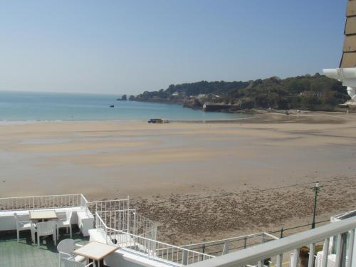 חוף ים, Beau Rivage in סן ברלייד חוף ים, Beau Rivage in סן ברלייד