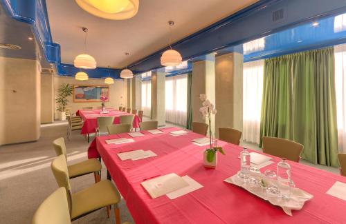 Bankett-terem, Senbhotel in Senigallia Bankett-terem, Senbhotel in Senigallia