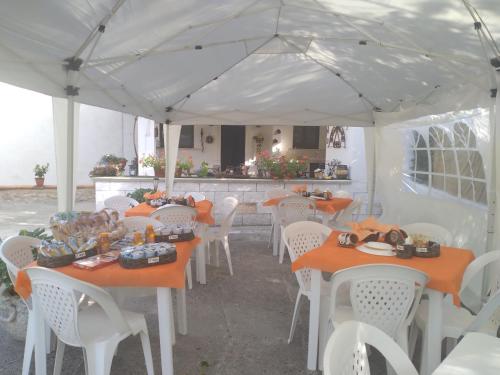 "Il Miglio" Country House in Pettorano Sul Gizio "Il Miglio" Country House in Pettorano Sul Gizio
