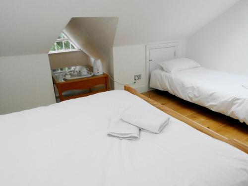 Kew Rooms in Twickenham Kew Rooms in Twickenham