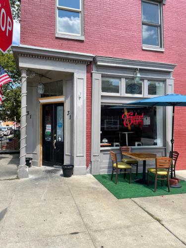 Étterem, Downtown Loft - Close to Topgolf, Horseshoe Casino, UM Baltimore in West Baltimore Étterem, Downtown Loft - Close to Topgolf, Horseshoe Casino, UM Baltimore in West Baltimore