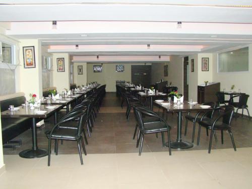 Restaurant, Hotel Grand Bee near Orion Mall Restaurant, Hotel Grand Bee near Orion Mall