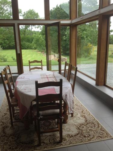 This photo about Manoir de Kermodest - Appartement shared on HyHotel.com