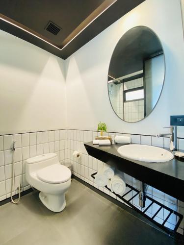 Bathroom, NUO By Justa in New Delhi and NCR Bathroom, NUO By Justa in New Delhi and NCR