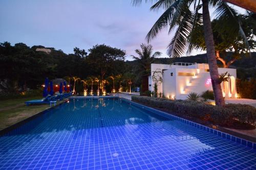 Swimming pool, Sanae Beach Huahin in Khao Tao Swimming pool, Sanae Beach Huahin in Khao Tao
