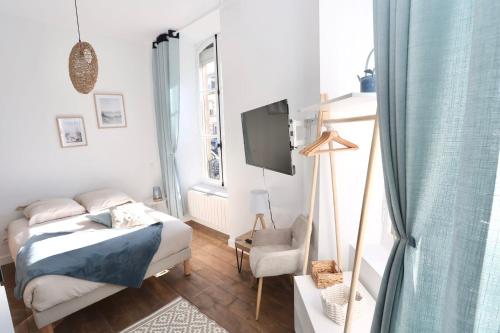 Napoléon Gare 1 STUDIO Lumineux ByLocly (Napoleon Gare 1 STUDIO Lumineux ByLocly) in Pontivy Napoléon Gare 1 STUDIO Lumineux ByLocly (Napoleon Gare 1 STUDIO Lumineux ByLocly) in Pontivy