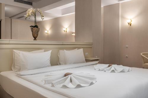 Rediu Hotel & Restaurant in โบโตซานี Rediu Hotel & Restaurant in โบโตซานี