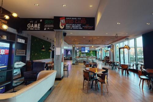 Restaurant, Village Hotel London Watford in Watford Restaurant, Village Hotel London Watford in Watford