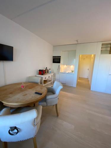 Holiday on the Lake Lugano 1 in Lugano Holiday on the Lake Lugano 1 in Lugano