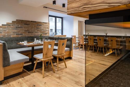 مطعم, Hotel Goldener Hirsch in Kaufbeuren مطعم, Hotel Goldener Hirsch in Kaufbeuren