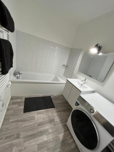 New&Cosy - Near Disney/Paris - 100m RER A in Lognes New&Cosy - Near Disney/Paris - 100m RER A in Lognes