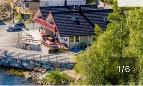 4 Bedroom Holiday seahouse Svelgen,Bremanger in Свелген 4 Bedroom Holiday seahouse Svelgen,Bremanger in Свелген